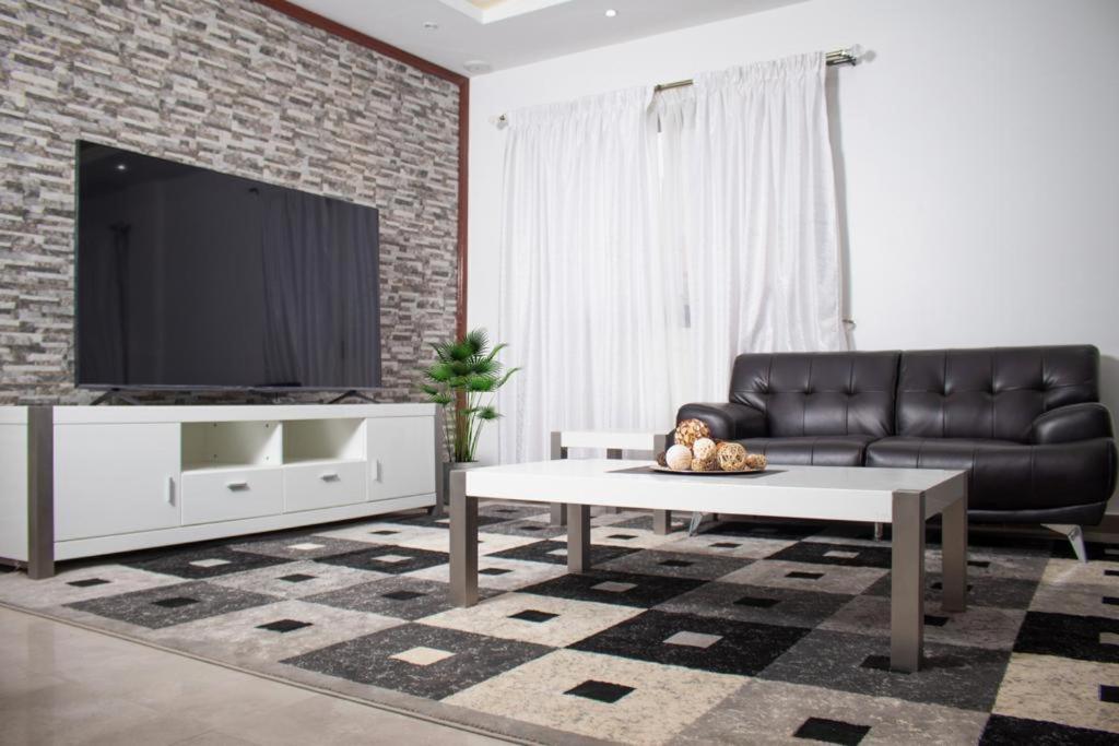 Luxury Suites Chester One 达喀尔 外观 照片