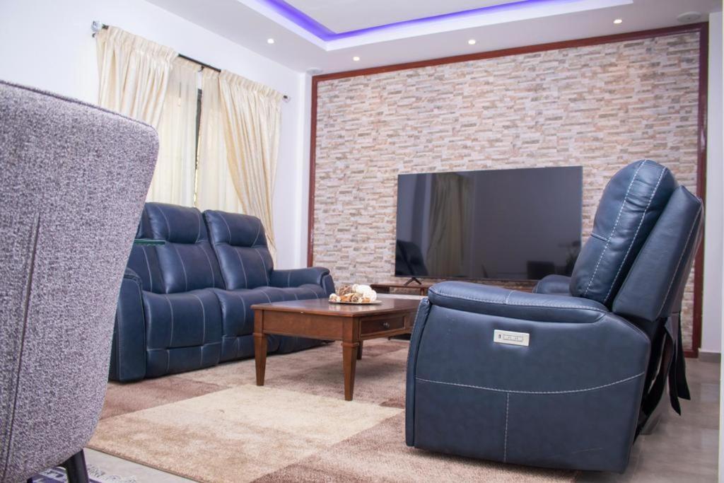 Luxury Suites Chester One 达喀尔 外观 照片