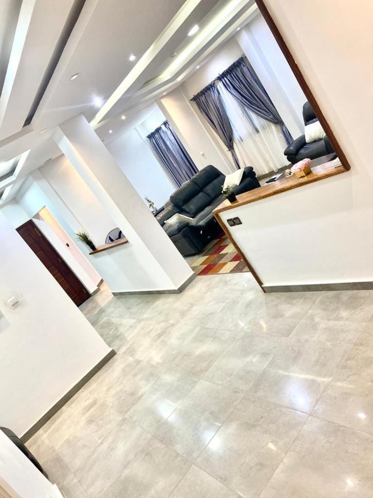 Luxury Suites Chester One 达喀尔 外观 照片